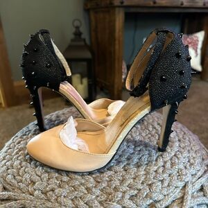 BCBG black and tan spike heel two-tone ankle strap heels size 7